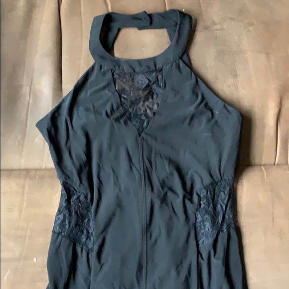 Black lace cutout dress - Picture 2 of 5